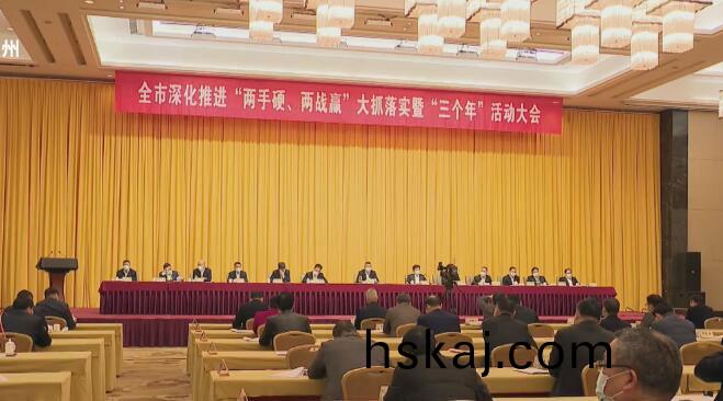 雙(shuang)鳥(niao)機械連續十(shi)三(san)年被評(ping)爲嵊州(zhou)市(shi)工業企業(ye)三十(shi)強